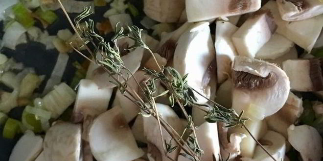 Рецепт перепелки, фаршированные фасолью и грибами