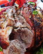 Рулька с разной капустой и грибами