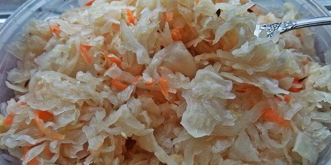 Рецепт рулька с разной капустой и грибами