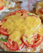 Свинина с помидорами в духовке