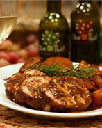 Свинина, запеченная с овощами