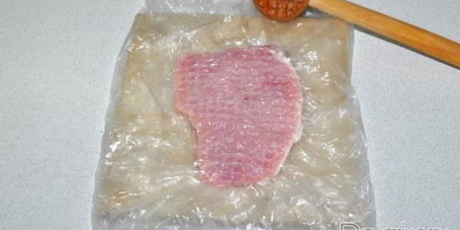 Рецепт свиные отбивные в пикантном маринаде