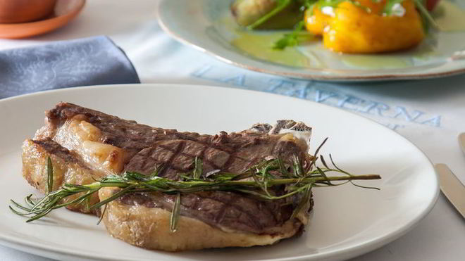 Рецепт Телятина на кости с печеными овощами