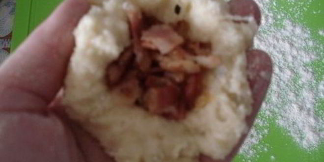 Рецепт запеченая рулька с картофельными клецками и тушеной капустой