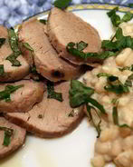 Запеченная свинина с фасолью