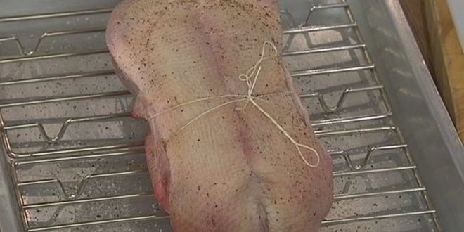 Рецепт запеченная утка, фаршированная диким рисом и яблоками