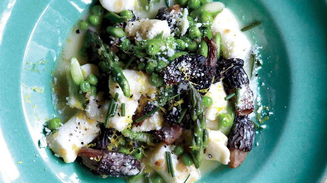 Рецепт Ньокки со сморчками в соусе из голубого сыра