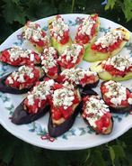 Баклажаны и кабачки-гриль с помидорами и сыром фета