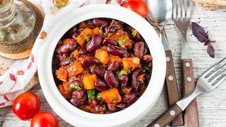 Рецепт Фасоль с яблоками и копченой паприкой