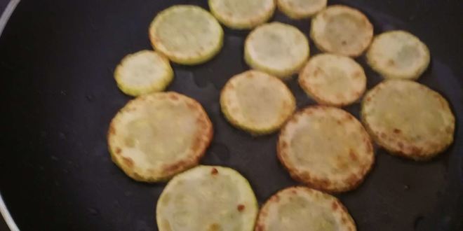 Рецепт кабачки жареные с чесноком