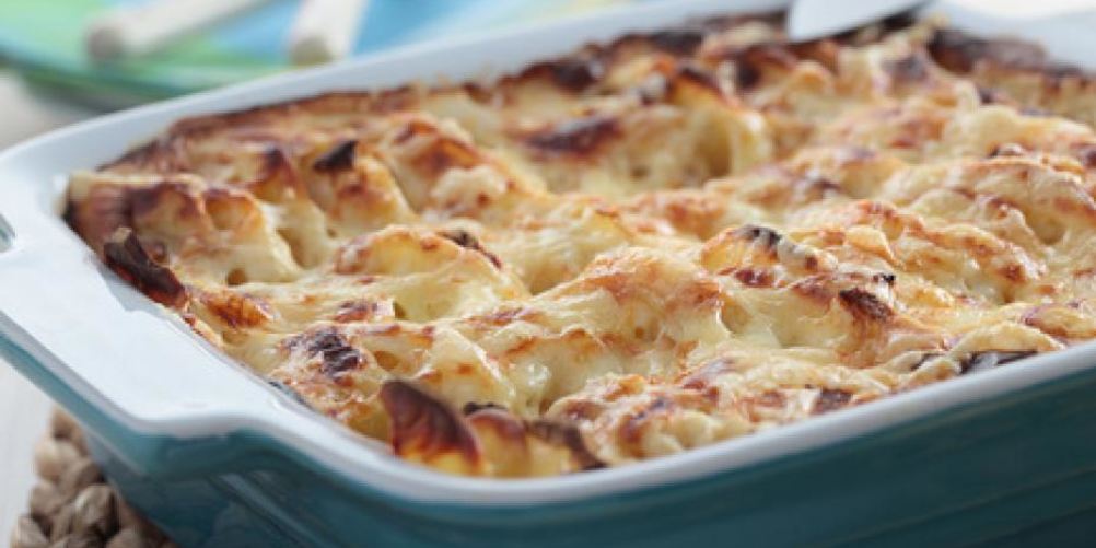 Как приготовить кольраби и картофель, запеченные под соусом бешамель