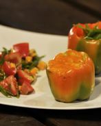 Перцы, фаршированные копченым окунем