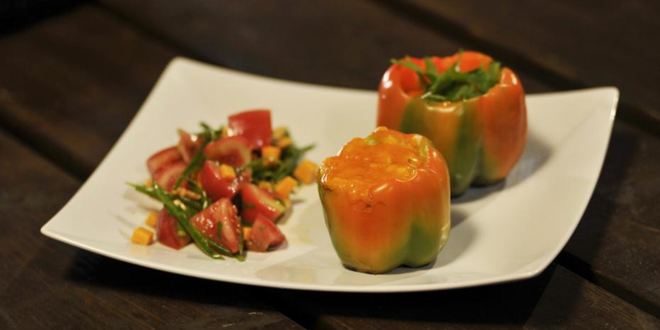 Рецепт перцы, фаршированные копченым окунем