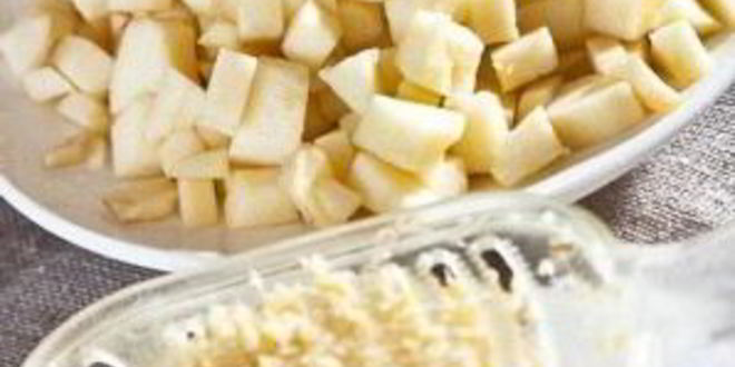 Рецепт шпината в кляре с соусома чатней