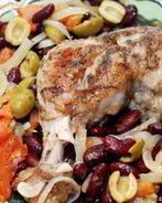 Тушеная фасоль с курицей