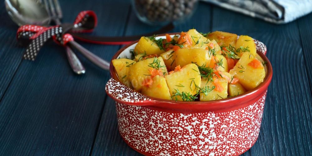 Как приготовить тушеная картошка в духовке