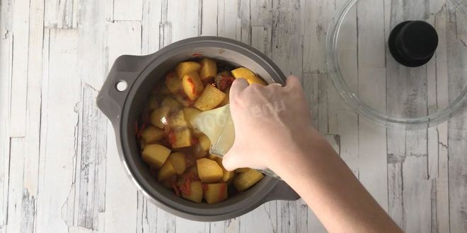 Рецепт тушеная картошка в духовке