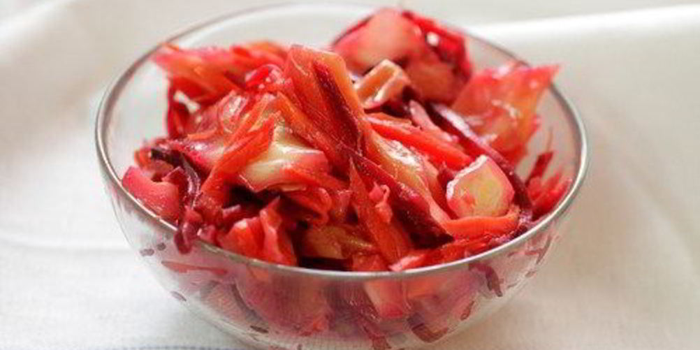 Как приготовить тушеная красная капуста с яблоками и хересным уксусом