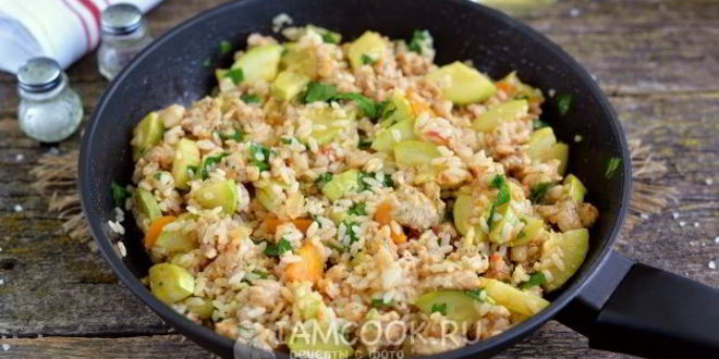 Рецепт тушеные кабачки с фаршем и рисом