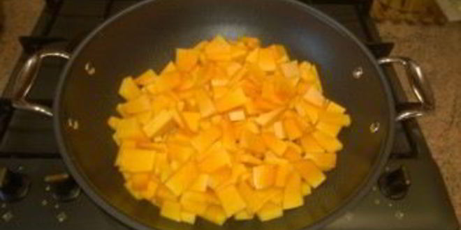 Рецепт тыква, жаренная с луком