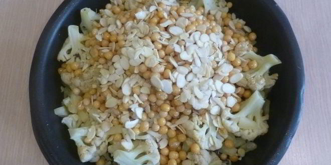 Рецепт запеченная цветная капуста с ананасами и индийской заправкой