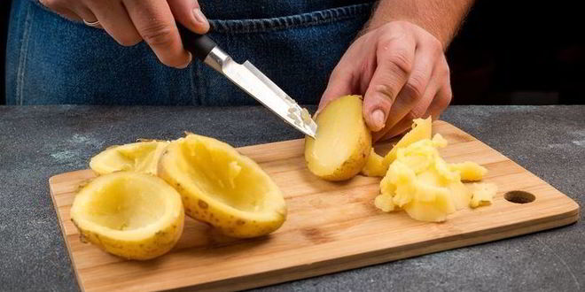 Рецепт запеченный картофель с крабовыми палочками