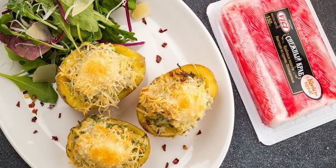 Рецепт запеченный картофель с крабовыми палочками