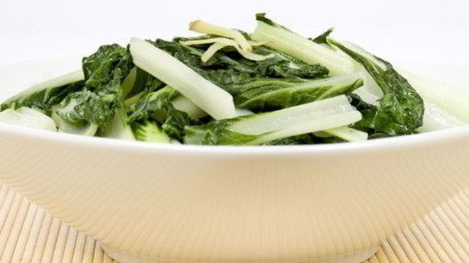 Рецепт Жареный латук с чесноком