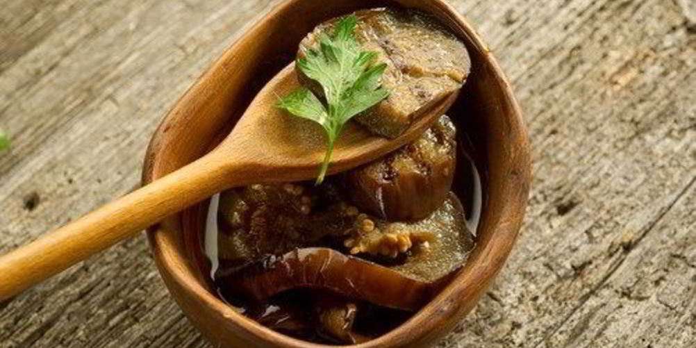 Как приготовить жареные баклажаны с чесноком и мятой