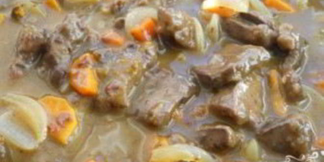 Рецепт говяжья печень тушеная с луком и морковью