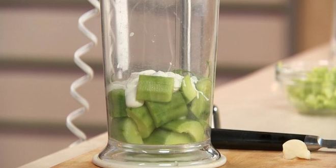 Рецепт говяжья печенка с гречотто и соусом из огурца