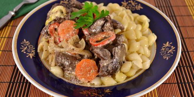 Рецепт куриная печень с овощами в духовке