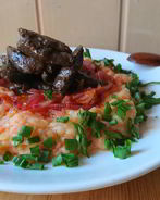 Печень с овощным пюре