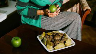 Рецепт Печень с яблоками