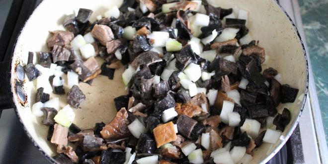 Рецепт печени в горшочках по-руссок