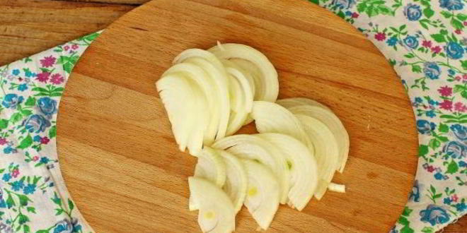 Рецепт свиная печень, тушенная в томатно-соевом соусе