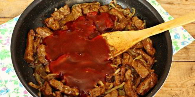 Рецепт свиная печень, тушенная в томатно-соевом соусе