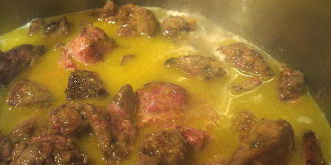 Рецепт тушеная куриная печень с яблоками