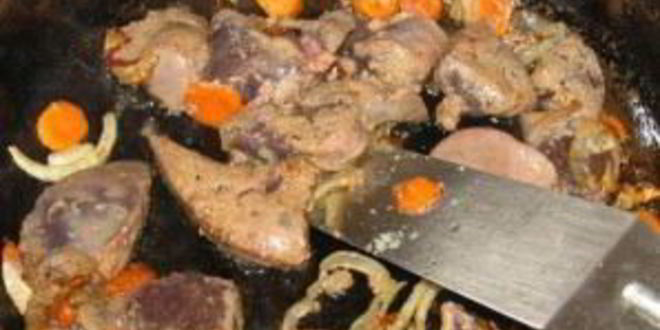 Рецепт тушеная печень с луком и морковью