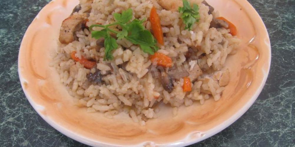 Как приготовить грибной плов с грибами и курицей