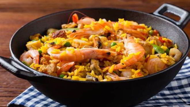 Рецепт Паэлья с курицей и креветками