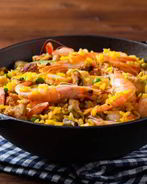 Паэлья с курицей и креветками