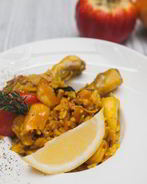 Паэлья с морепродуктами и курицей