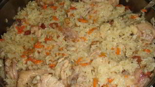 Рецепт Плов с курицей и изюмом