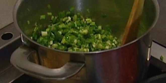 Рецепт зеленый плов со шпинатом и луком