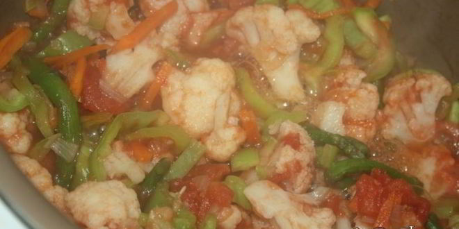 Рецепт диетическое овощное рагу со спаржей и яйцами