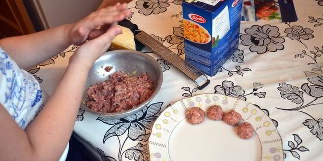 Рецепт фарфалле с рагу из фрикаделек