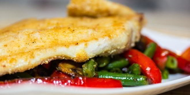 Рецепт куриный шницель с овощным рагу