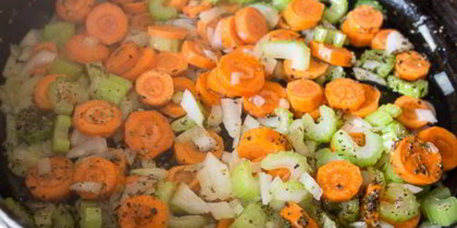 Рецепт нежного рагу иза куриц с овощами и перловкого