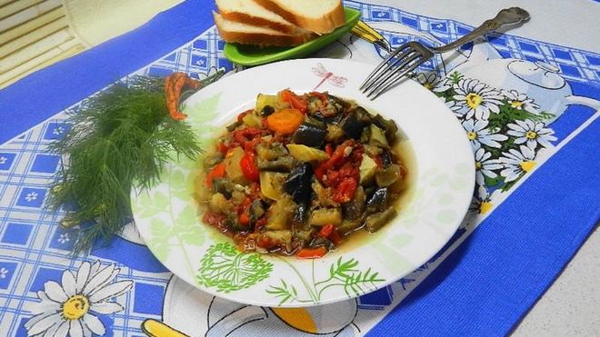 Рецепт Овощное рагу с баклажанами в мультиварке